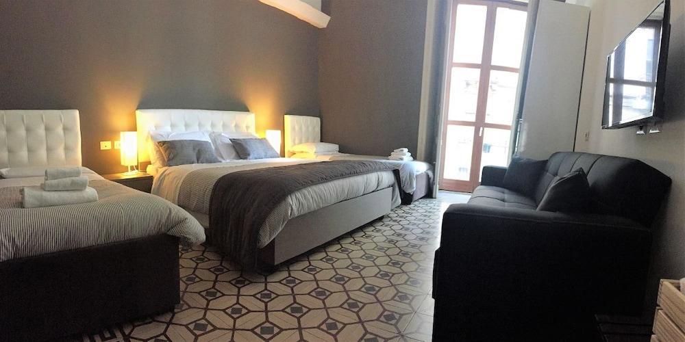 Bed and breakfast Ottomood Ala Ovest Catania Centro Extérieur photo