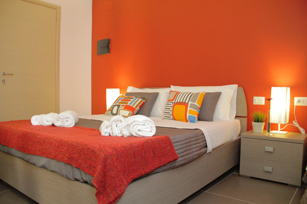 Bed and breakfast Ottomood Ala Ovest Catania Centro Extérieur photo