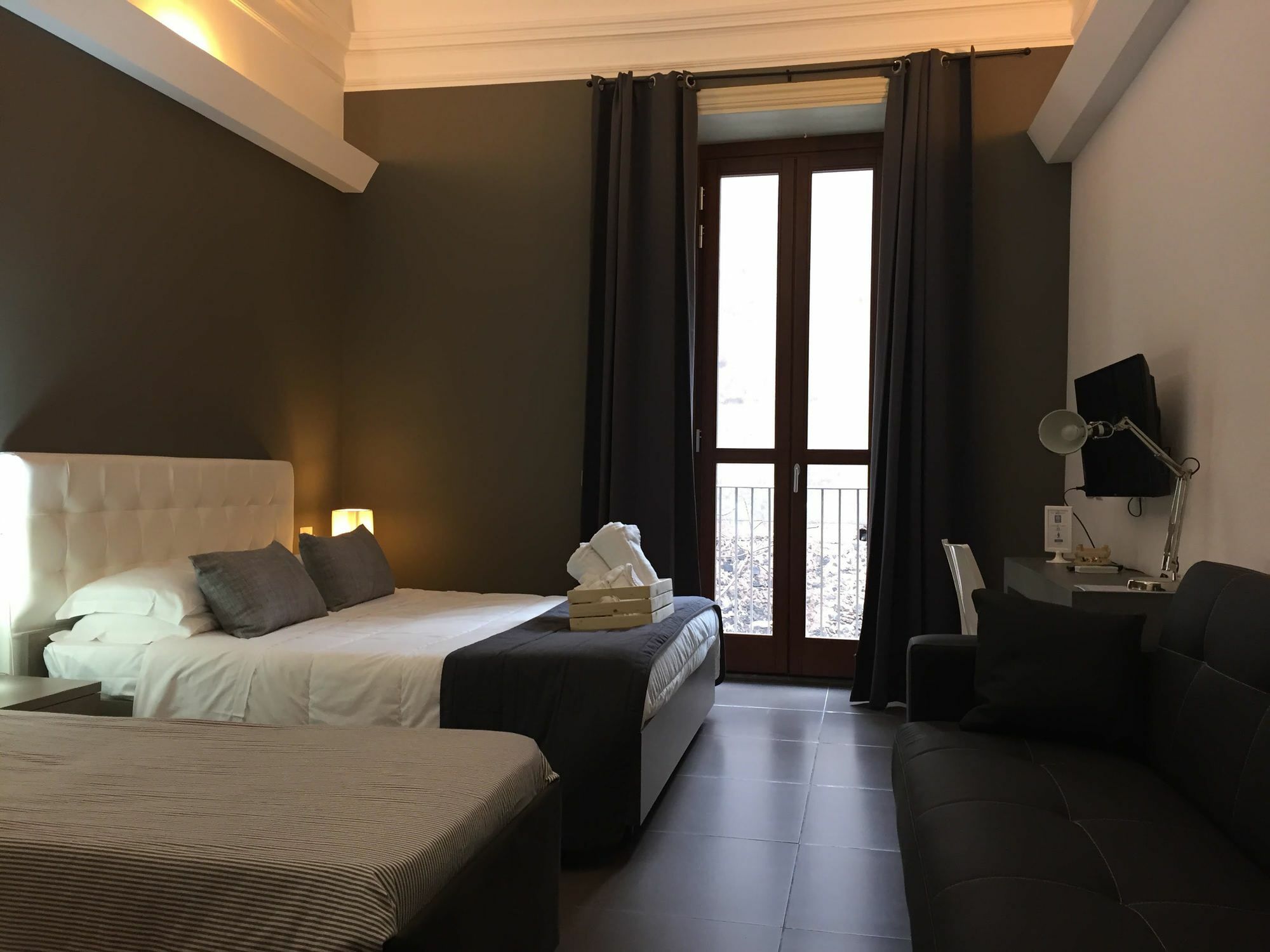 Bed and breakfast Ottomood Ala Ovest Catania Centro Extérieur photo